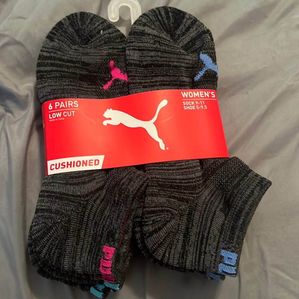 Women’s Puma Socks